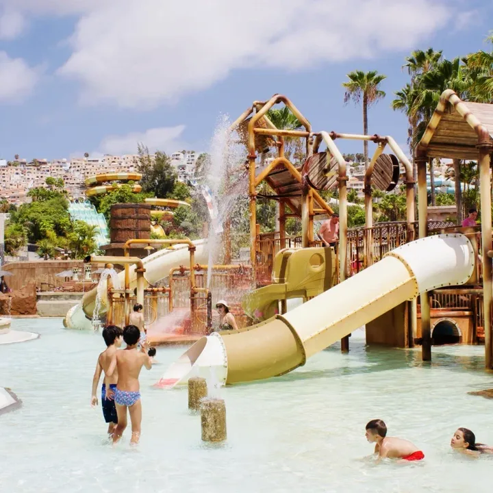 Aqualand Parco Acquatico Tenerife, Costa Adeje, Show Delfini e Navetta Gratis