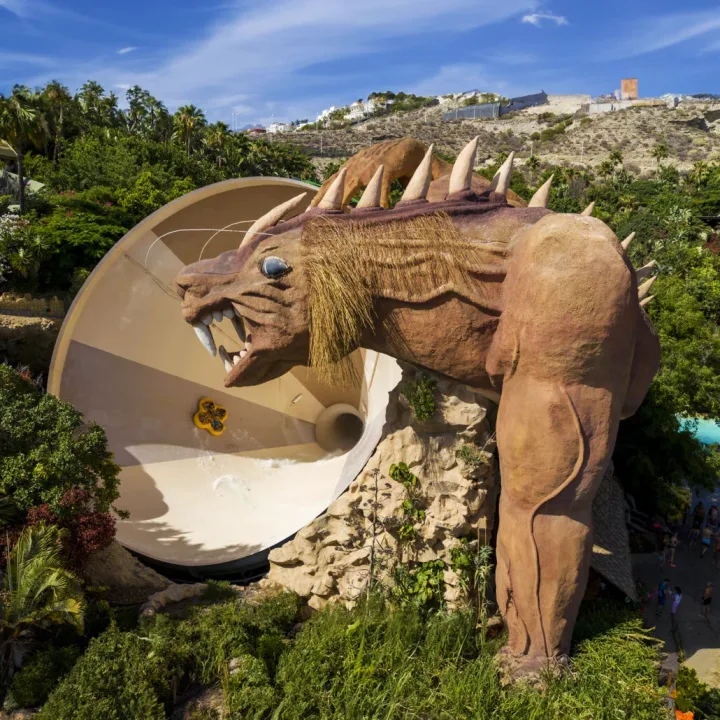 Siam Park Champagne Club, Solo Adulti, un Letto Balinese per Due